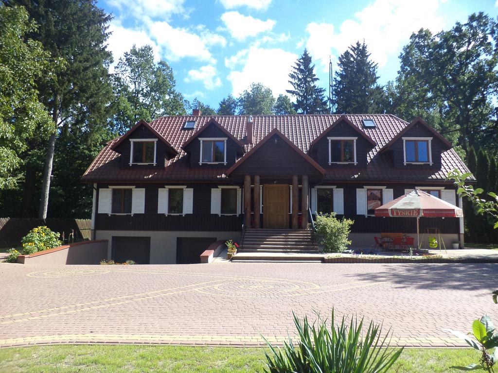 Pensjonat Lesny Dworek Hajnowka Exterior photo